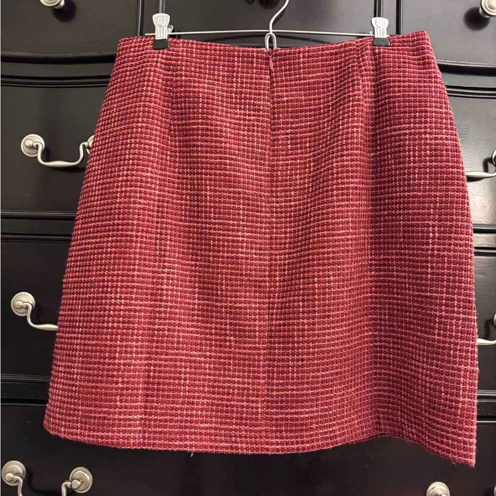 Pink tweed skirt